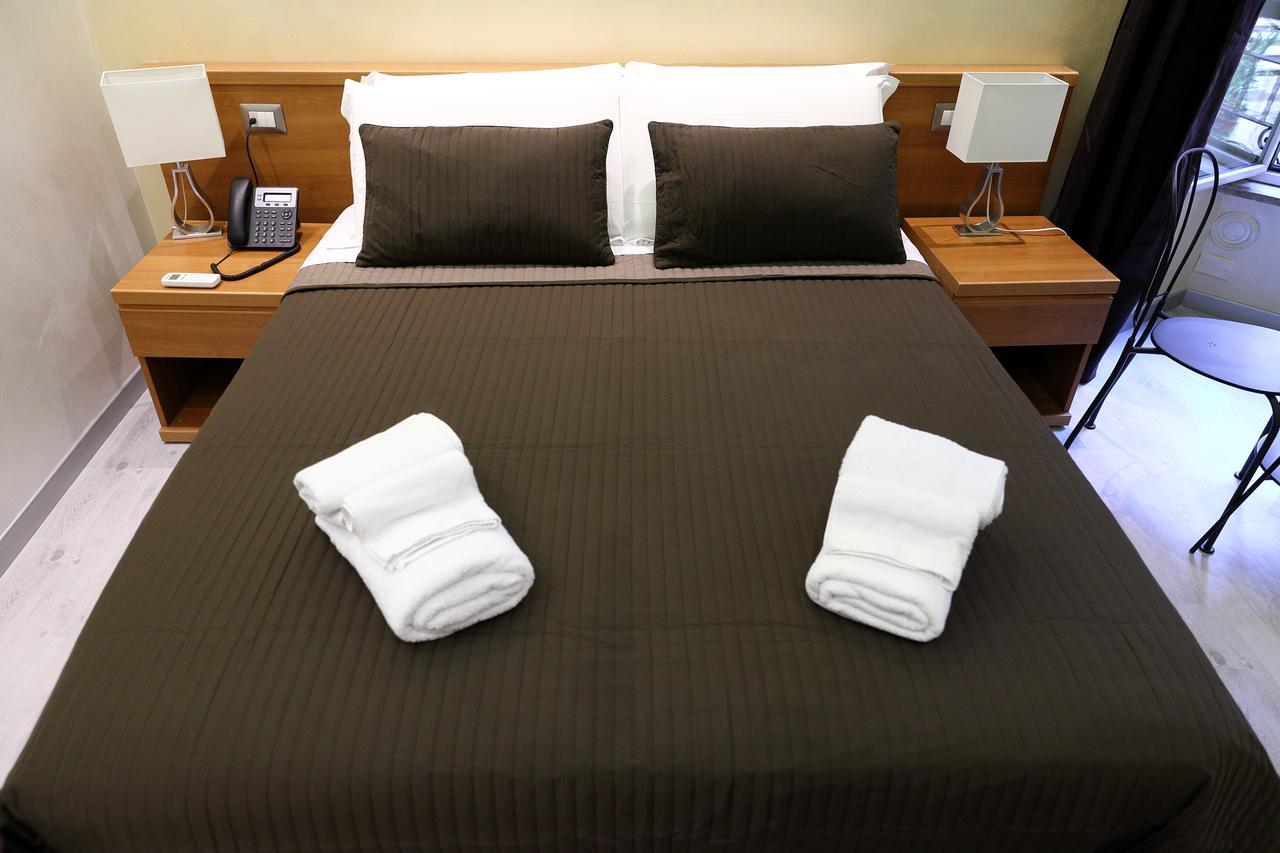 Mirko Luxury Inn Rome Exterior photo